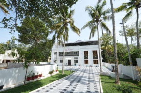 VILLA MANTRAA